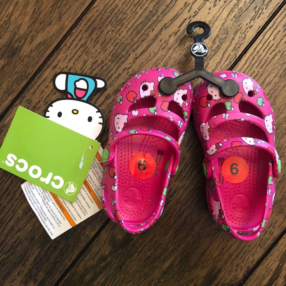 Girls hello kitty crocs sandals
